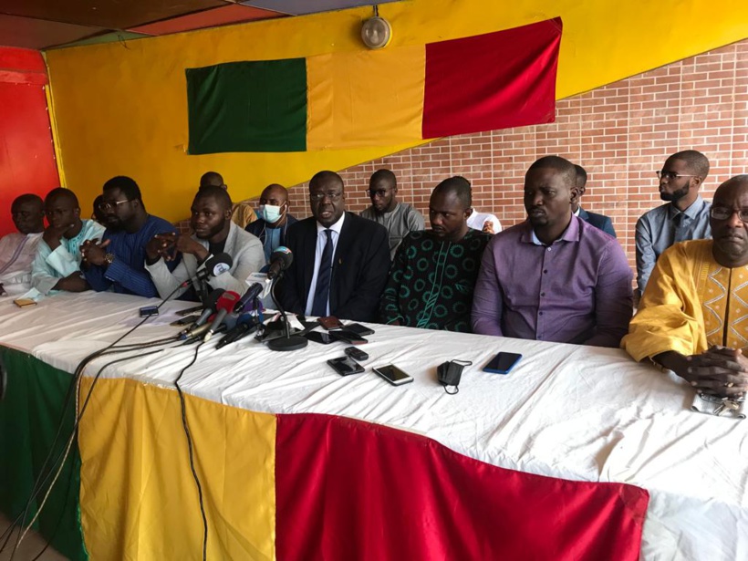 Embargo contre le Mali: Gora Khouma tance Macky et parle de trahison