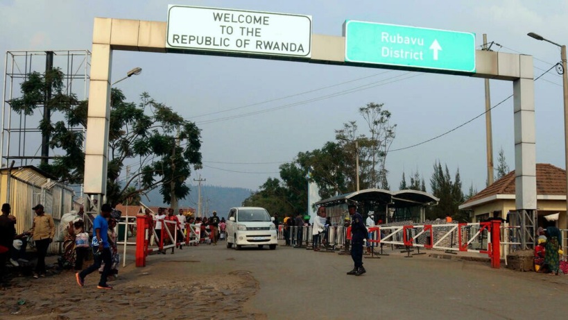 Le Rwanda rouvre sa frontière avec l'Ouganda, fermée depuis deux ans Le Rwanda rouvre sa frontière avec l'Ouganda, fermée depuis deux ans