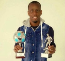 Panetolikos: Henry Camara meilleur joueur de l’année 2013 !!!