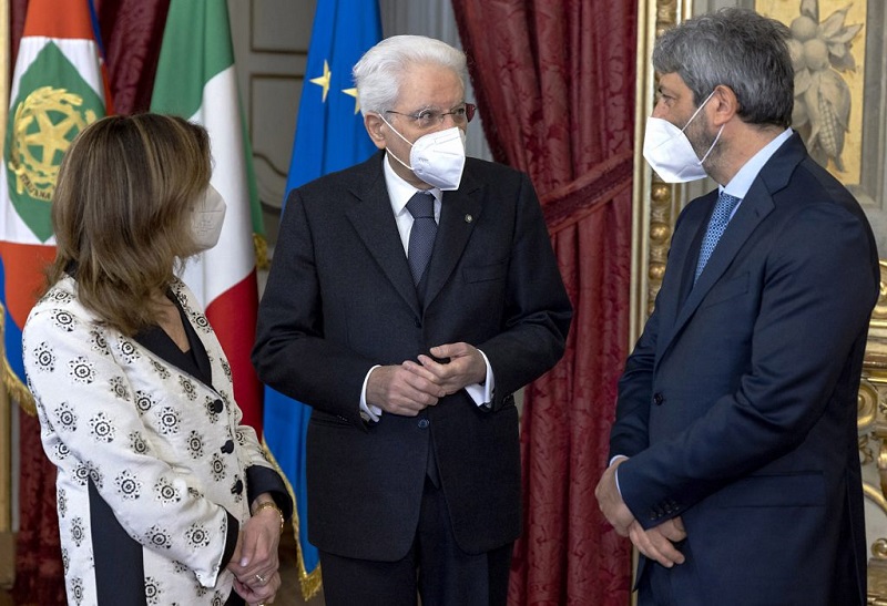 Italie: le président de la République sortant accepte le principe d'un nouveau mandat (ministre)