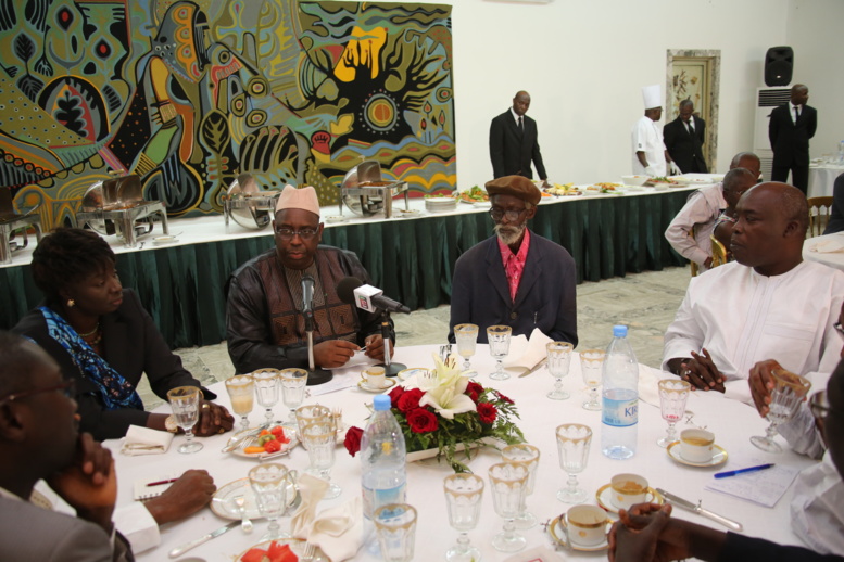 Macky Sall : Rien n’est possible sans le respect de la République et de ses Institutions…