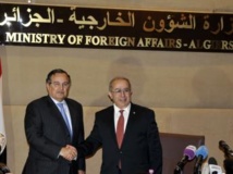 Algérie: la visite du chef de la diplomatie égyptienne provoque une crise politique Algérie: la visite du chef de la diplomatie égyptienne provoque une crise politique