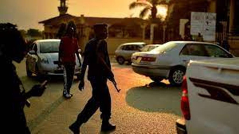 Burundi: un enfant albinos de quatre ans enlevé et assassiné, deux hommes arrêtés Burundi: un enfant albinos de quatre ans enlevé et assassiné, deux hommes arrêtés