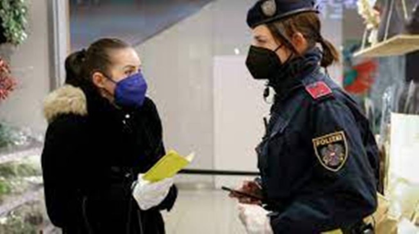 Covid-19 : entrée en vigueur de la vaccination obligatoire en Autriche Covid-19 : entrée en vigueur de la vaccination obligatoire en Autriche