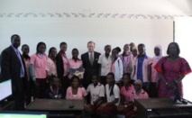 L'Ambassadeur des Etats Unis espére une solution sur la crise scolaire L'Ambassadeur des Etats Unis espére une solution sur la crise scolaire