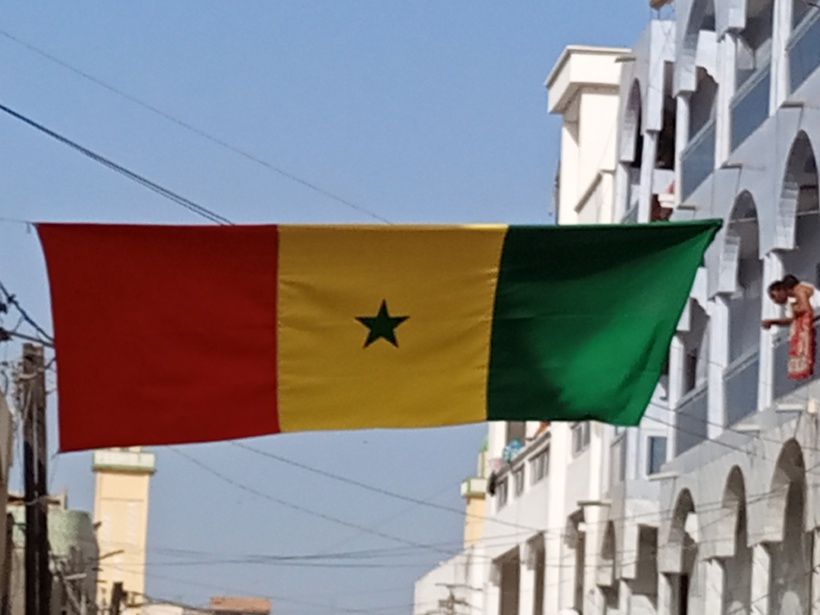 CAN 2021: les rues de Dakar aux couleurs du drapeau national à quelques heures de la finale CAN 2021: les rues de Dakar aux couleurs du drapeau national à quelques heures de la finale