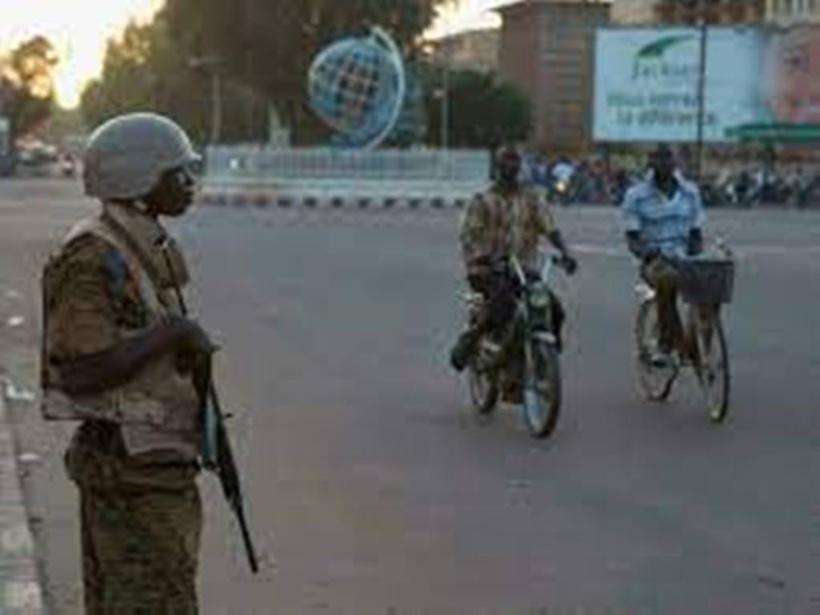 Burkina Faso: 15 citoyens et 15 jours pour sortir le pays de la crise Burkina Faso: 15 citoyens et 15 jours pour sortir le pays de la crise