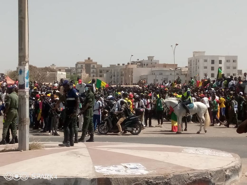 Accueil des "Lions": euphorie exceptionnelle à l'aéroport militaire de Yoff Accueil des "Lions": euphorie exceptionnelle à l'aéroport militaire de Yoff