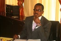 Madické Niang lâche Wade, démissionne du PDS et crée son propre parti Madické Niang lâche Wade, démissionne du PDS et crée son propre parti