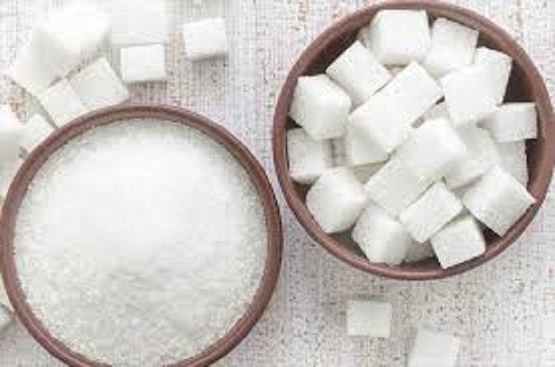 Hausse du prix du sucre: commerçants et consommateurs étalent leurs inquiétudes, la CSS pointée du doigt