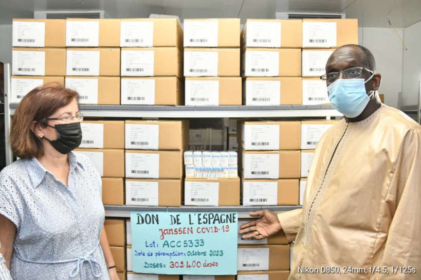 Covid-19 : l'Espagne offre 302.400 doses vaccins au Sénégal
