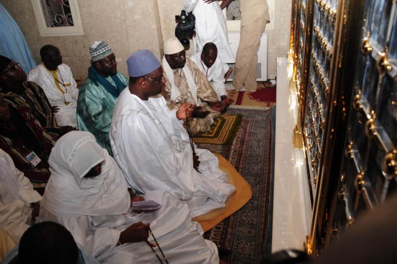 Les images du président Sall à Tivaoune Les images du président Sall à Tivaoune