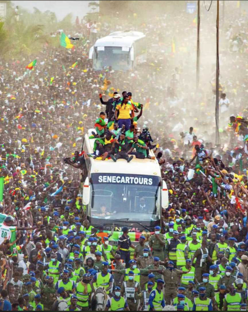 Vie chère et crise scolaire: ce sacre des « Lions » qui a anesthésié tout un peuple Vie chère et crise scolaire: ce sacre des « Lions » qui a anesthésié tout un peuple