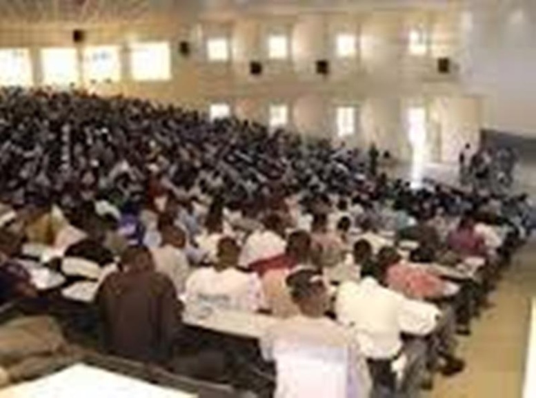 L’année scolaire sauvée : Mary Teuw Niane mate l’UCAD et l’UGB L’année scolaire sauvée : Mary Teuw Niane mate l’UCAD et l’UGB