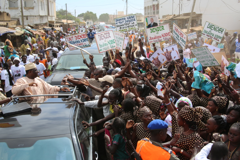 L'arrivée du président Sall à Kayar en images