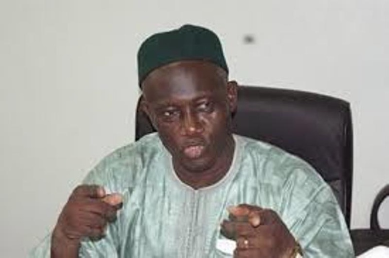 Les raisons de la rencontre Macky-Serigne Mbacké Ndiaye : l’ancien porte-parole de Wade toujours dans l’optique des retrouvailles des libéraux Les raisons de la rencontre Macky-Serigne Mbacké Ndiaye : l’ancien porte-parole de Wade toujours dans l’optique des retrouvailles des libéraux