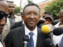 Hery Rajaonarimampianina, lors du second tour de la présidentielle malgache, le 20 décembre dernier. REUTERS/Thomas Mukoya