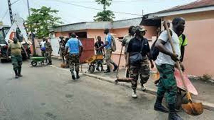 Gabon : les autorités réquisitionnent l'armée face à la crise des déchets à Libreville Gabon : les autorités réquisitionnent l'armée face à la crise des déchets à Libreville