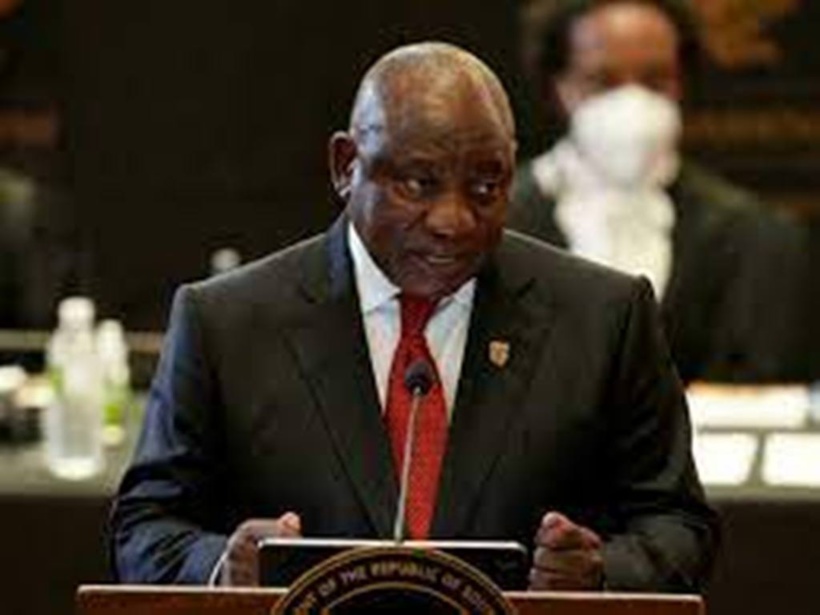 Afrique du Sud: malgré l'incendie de l'Assemblée nationale, la vie parlementaire continue Afrique du Sud: malgré l'incendie de l'Assemblée nationale, la vie parlementaire continue