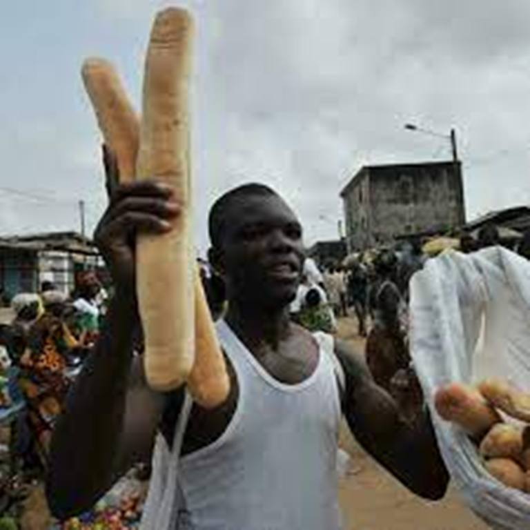 Les Ivoiriens s'inquiètent de l'augmentation des prix des produits de base