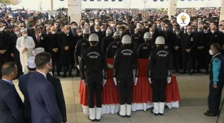 Les images des funérailles du Chef de Sécurité de la Présidence turque en présence d’Erdogan