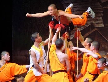 Spectacle au Grand Théâtre : Les moines Shaolin émerveillent le public dakarois