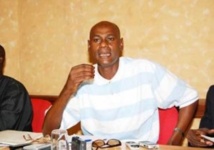 Youssou Touré : « 63 Syndicats d'enseignants..., c'est une agression contre l'école » Youssou Touré : « 63 Syndicats d'enseignants..., c'est une agression contre l'école »