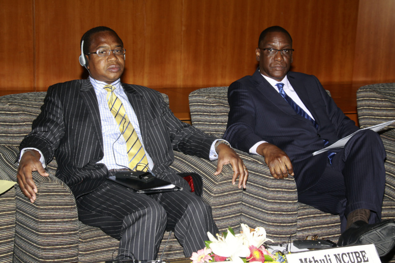 Stratégie à 10 ans: la BAD partage ses bons et mauvais points, campe sur la croissance inclusive et le développement vert Stratégie à 10 ans: la BAD partage ses bons et mauvais points, campe sur la croissance inclusive et le développement vert