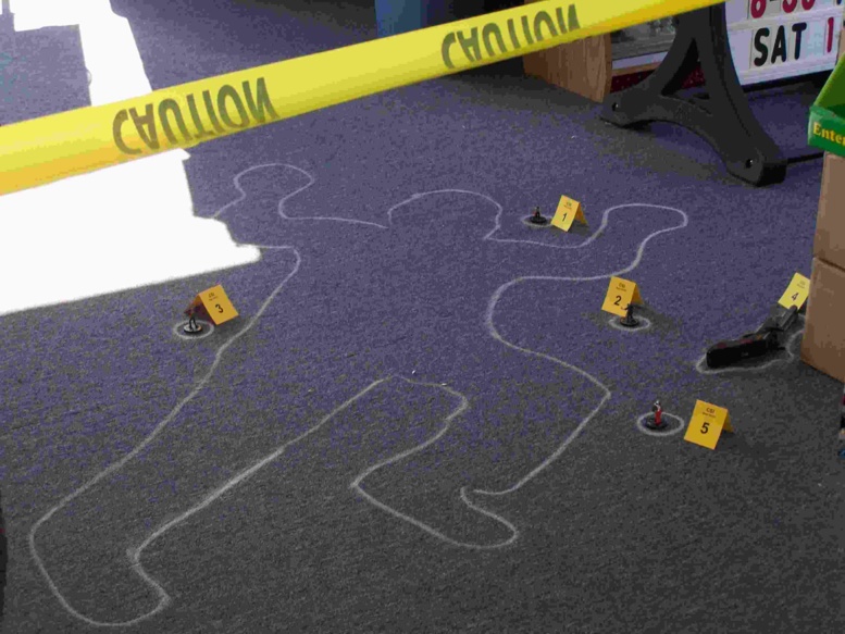 Cité Mamelles : Rokhaya retrouve sa sœur Sophie morte et pique une crise cardiaque Cité Mamelles : Rokhaya retrouve sa sœur Sophie morte et pique une crise cardiaque