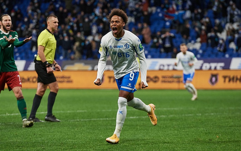 Guerre en Ukraine: la nouvelle règle de la FIFA pour venir en aide aux footballeurs étrangers en Russie