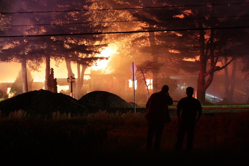 Sédhiou : Il met le feu dans sa chambre d’auberge et assène 4 coups de couteau au gérant