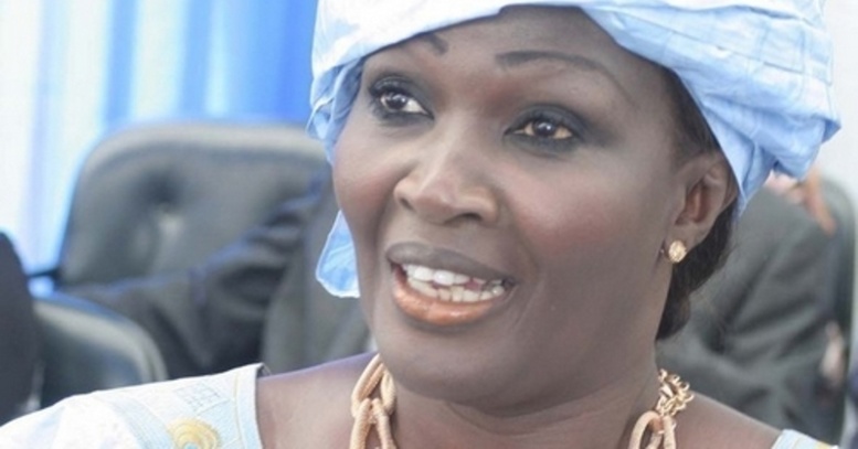 Abus de confiance et escroquerie-Ngoné Ndoye répond à Wade: « Il m’a chassé et humilié »