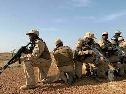 Burkina Faso: l’armée veut rappeler ses retraités mobilisables