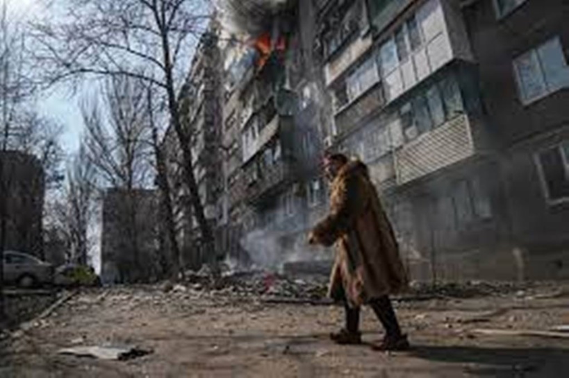 Guerre en Ukraine: plusieurs fortes explosions à Kiev sous couvre-feu Guerre en Ukraine: plusieurs fortes explosions à Kiev sous couvre-feu