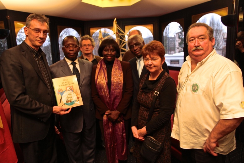 "Les migrations sénégalaises vers l'Europe" au cœur du 12ème anniversaire de l'association ATS-Belgique "Les migrations sénégalaises vers l'Europe" au cœur du 12ème anniversaire de l'association ATS-Belgique