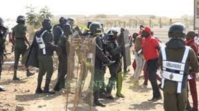 Diamniadio : des enseignants de la formation professionnelle gazés par la gendarmerie