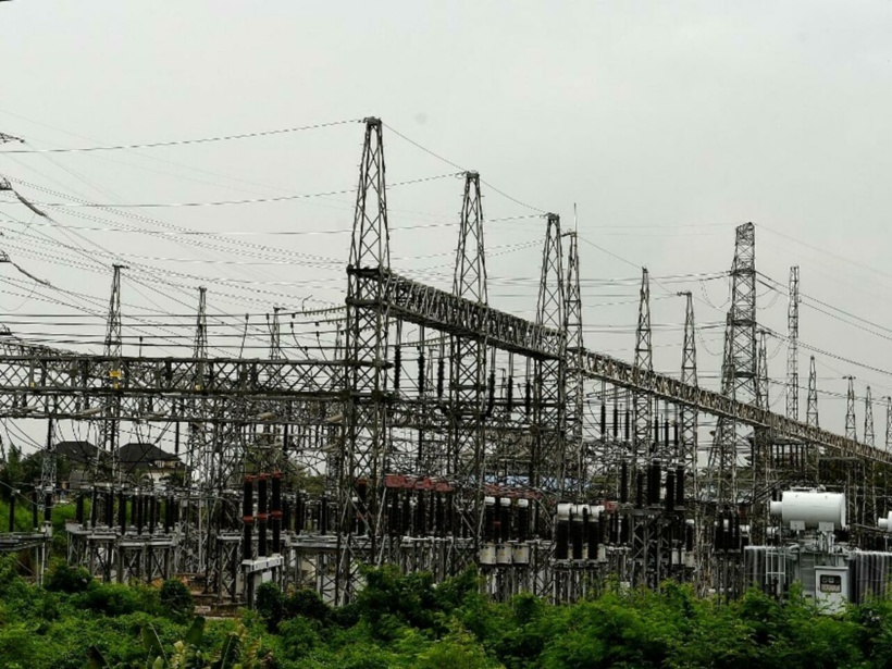 Les Nigérians face à l'effondrement de leur réseau électrique