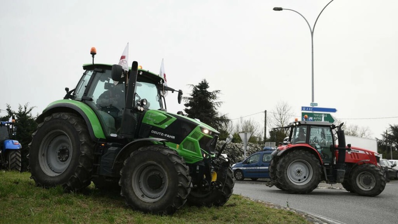 Flambée des prix du carburant: plusieurs opérations escargot en Bretagne Flambée des prix du carburant: plusieurs opérations escargot en Bretagne