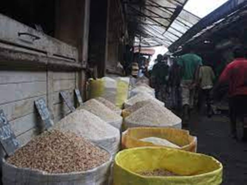 Madagascar: la dépendance aux importations pour les produits de 1ère nécessité durement ressentie Madagascar: la dépendance aux importations pour les produits de 1ère nécessité durement ressentie