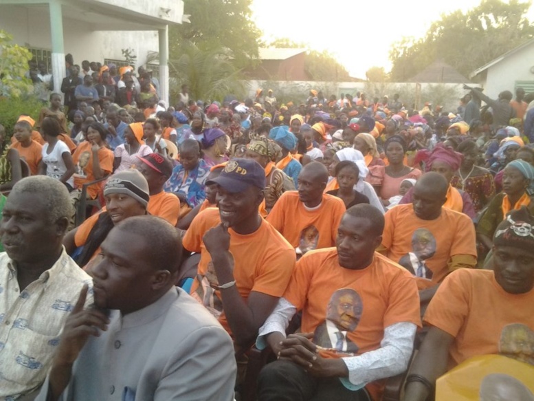 Les « rewmistes » de Thiès veulent humilier Thierno Alassane Sall et avertissement Les « rewmistes » de Thiès veulent humilier Thierno Alassane Sall et avertissement