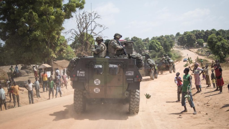 En tout début de l'intervention, l'armée française avait fait le chemin dans l'autre sens, en provenance du Cameroun. Photo: les environs de Bouar, le 7 décembre 2013.