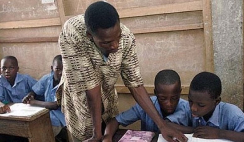 Il n’y aura plus de grève : l’Etat et les syndicats d’enseignement accordent leurs violons