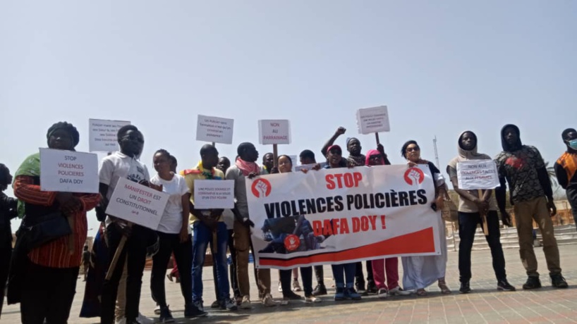 Violences policières au Sénégal : des membres du mouvement citoyen décident de saisir la justice Violences policières au Sénégal : des membres du mouvement citoyen décident de saisir la justice