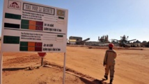 L'entrée du site d'Areva à Arlit, au Niger. AFP PHOTO / ISSOUF SANOGO