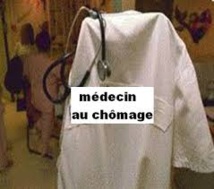 Santé : le paradoxe sénégalais, 600 médecins et plus de 2500 sages-femmes au chômage Santé : le paradoxe sénégalais, 600 médecins et plus de 2500 sages-femmes au chômage