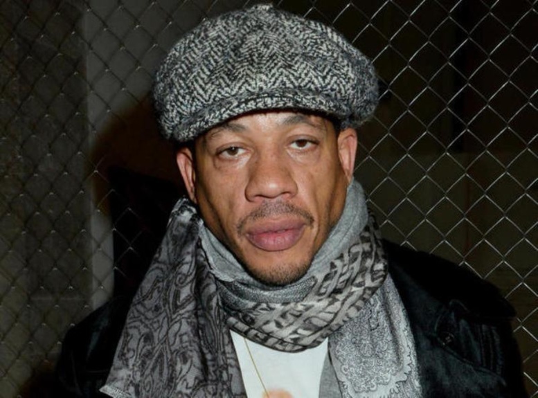 JoeyStarr n'était ni ivre ni agressif, "l'hôtesse de l'air lui a répondu avec mépris" JoeyStarr n'était ni ivre ni agressif, "l'hôtesse de l'air lui a répondu avec mépris"