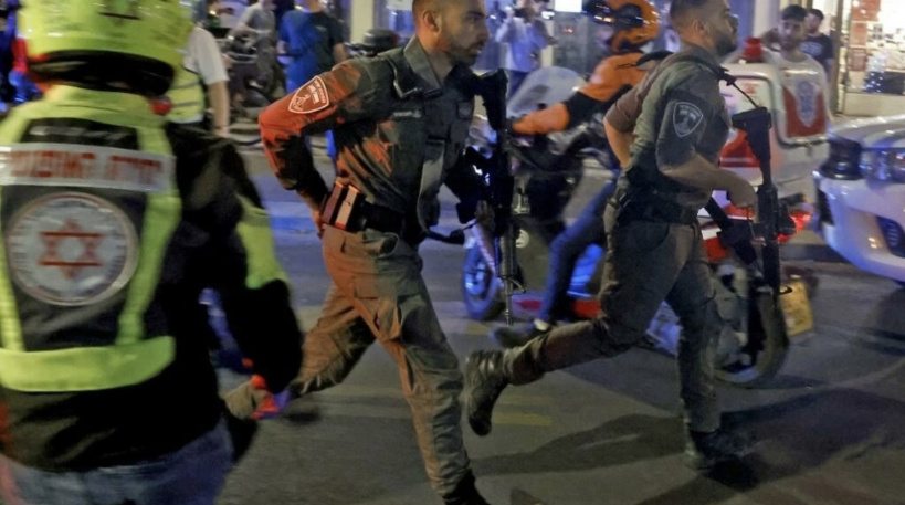 Israël : deux morts dans une attaque à Tel Aviv, l'assaillant tué