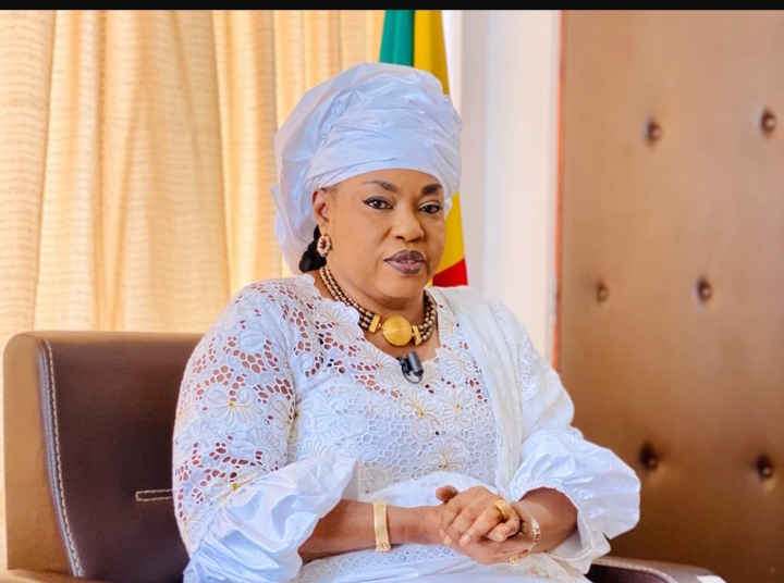 Loi protégeant les femmes en état de grossesse: la ministre de Femme demande à "veiller à l'application stricte dès son entrée en vigueur"