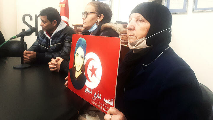 Tunisie: le président Kaïs Saïed décide d’indemniser les victimes de la révolution