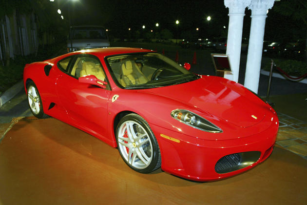 Didier Drogba  Voiture : Ferrari F430 (175 000€)